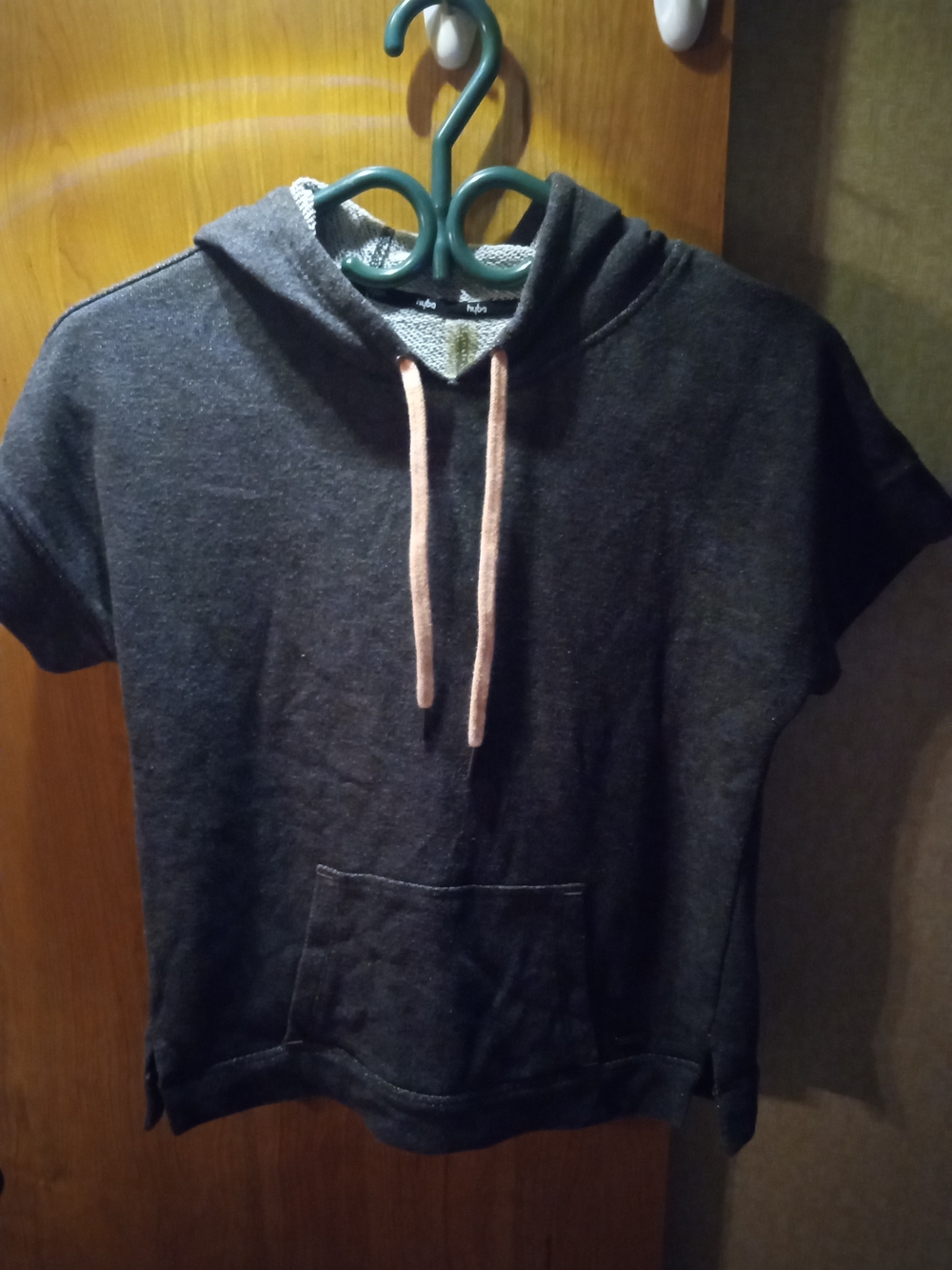 Woman's Short-Sleeve Hooded Pullover Sweatshirt - Charcoal with Pink Drawcords